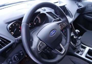 Ford Kuga III SUV 2,0 EcoBlue 120KM 2019 Ford Kuga 2.0TDCI Navi Bezwypadkowy Okazja Oplacony 2.0 Diesel 120KM, zdjęcie 12