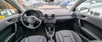 Audi A1 I Hatchback 3d 1.6 TDI 105KM 2010 Audi a1 2010r, 1.6 TDI. Uszkodzone boki. Jezdzi. 1.6 Diesel 105KM, zdjęcie 5