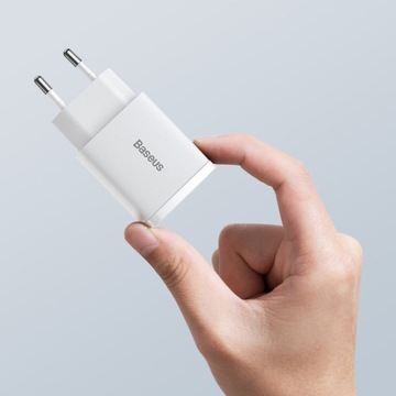 BASEUS ŁADOWARKA SIECIOWA USB C DO QC 3.0 20W PD