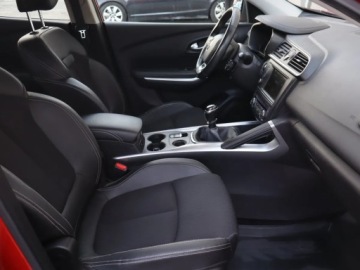 Renault Kadjar Crossover 1.2 Energy TCe 130KM 2016 Renault Kadjar 1.2 TCe, Salon Polska, Skóra, Navi, zdjęcie 8