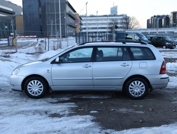Toyota Corolla IX (E12) Kombi 2.0 D-4D 90KM 2004 Toyota Corolla 2.0 D-4D, Salon Polska, HAK, Klima, zdjęcie 2