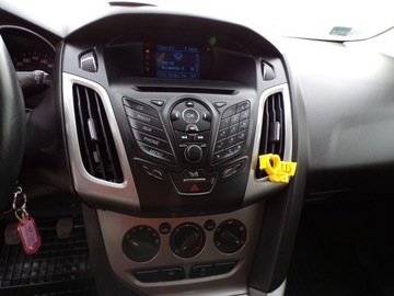 Ford Focus III Kombi 1.6 Duratorq TDCi DPF 95KM 2011 FORD FOCUS 1.6 TDCI ZAREJESTROWANY ZAMIANA, zdjęcie 20