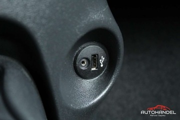 Nissan Micra IV Hatchback 5d 1.2 80KM 2011 Nissan Micra 1.2 80ps, 1 Wlasciciel, Serwisowana w ASO, 5 Drzwi. Bogato wy, zdjęcie 17