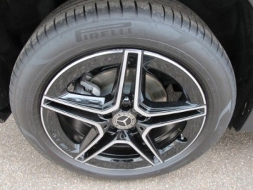 Mercedes GLB SUV 2.0 200d 150KM 2025 MERCEDES-BENZ GLB 200 d 4-Matic AMG Line 2.0 (150KM) 2025, zdjęcie 11