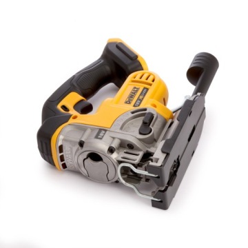 Лобзик DeWalt 400 Вт на аккумуляторе.