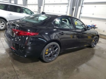 Alfa Romeo Giulia II Sedan Facelifting 2.0 Turbo 280KM 2020 Alfa Romeo Giulia 2020 r., 2,0L TI 2.0 Benzyna 280KM, zdjęcie 3