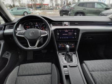 Volkswagen Passat B8 Variant Facelifting 2.0 TDI SCR 200KM 2023 Volkswagen Passat Variant Passat 2.0 TDI 200KM Bus, zdjęcie 13