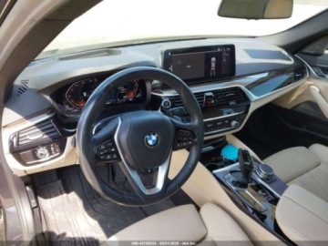 BMW Seria 5 G30-G31 2021 BMW Seria 5 530i xDrive 2021 2.0l 2.0 Benzyna 248KM, zdjęcie 10