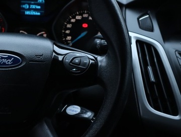 Ford Focus III Hatchback 5d 1.6 Duratorq TDCi DPF 95KM 2011 Ford Focus 1.6 TDCi, Salon Polska, Serwis ASO, zdjęcie 18