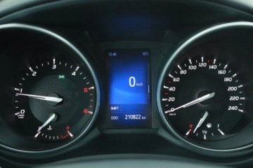 Toyota Avensis III Sedan Facelifting 2015 2.0 D-4D 143KM 2018 Toyota Avensis 2.0 D-4D, Salon Polska, Klima, zdjęcie 7