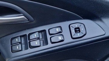 Hyundai ix35 SUV 1.7 CRDi 115KM 2011 Hyundai ix35 Witam sprzedam prywatne auto doiwestowane 1.7 Diesel 115KM, zdjęcie 16