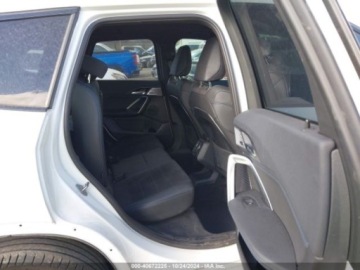 BMW X1 U11 2023 BMW X1 xdrive28i, 2023r., 4x4, 2.0 Benzyna 241KM, zdjęcie 9