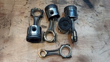 Поршень Iveco Daily Ducato 2.3 Евро 6 17+ f1AGL411D