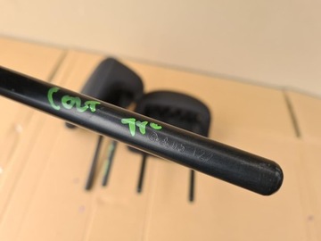 PODHLAVNÍK PODHLAVNÍKY ZADNÍ MITSUBISHI COLT VI CZ