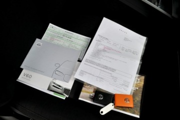 Volvo V60 I Kombi Facelifting 2.0 D2 DRIVE-E 120KM 2020 Volvo V60 2.0 D3 150KM Navi Led Climatronic Pdc, zdjęcie 38