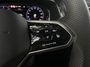 Volkswagen Tiguan II SUV Facelifting 2.0 TDI 200KM 2022 Volkswagen Tiguan 2.0TDI 200KM R-Line 4MOTION DSG(, zdjęcie 29