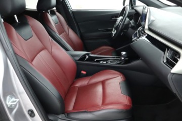 Toyota C-HR I Crossover 1.8 Hybrid 122KM 2018 Toyota C-HR 1.8 Hybrid, Salon Polska, zdjęcie 8