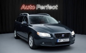 Volvo V70 III Kombi 2.5 T 200KM 2009 Volvo V70 2.5T 200Km Summum Xenon skory pamiec PDC Full 2.5 Benzyna
