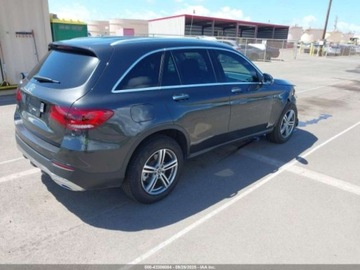 Mercedes GLC C253 2021 Mercedes-Benz GLC 300 2021 2.0l 2.0 Benzyna 255KM, zdjęcie 5