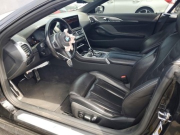 BMW Seria 8 II 2023 BMW Seria 8 BMW serii 8 840i Cabrio z 2023 roku , od ubezpieczalni 3.0, zdjęcie 8