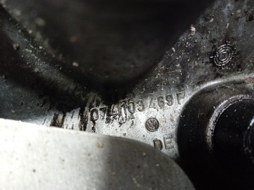 VW TRANSPORTER T4 2.5 TDI КЛАПАННАЯ КРЫШКА 074103469P