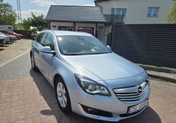 Opel Insignia I Sports Tourer Facelifting 2.0 CDTI BiTurbo ECOTEC 195KM 2014 Opel Insignia Swiezo sprowadzonyZarejestrowany. 2.0 Diesel 194KM, zdjęcie 2