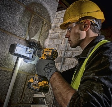 АККУМУЛЯТОРНАЯ УДАРНАЯ ДРЕЛИ DEWALT 18 В 2x5,0 Ач DCD796P2
