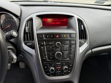 Opel Astra J Sedan 1.4 Turbo ECOTEC 140KM 2018 Opel Astra Salon PL. Gaz . 1.4 140ps., zdjęcie 16