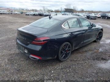  Genesis G70 2.5T 2024 2.5 Benzyna 300KM, zdjęcie 5
