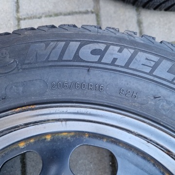 BMW F30 F31 F32 205/60R16 REZERVA 5X120