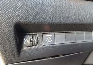 Peugeot 208 II e-208 Elektryczny 136KM 2021 Peugeot 208 215 e-208 ALLURE PACK 136 KM I wl. Gwarancja FV23, zdjęcie 17