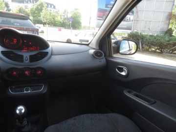 Renault Twingo II Hatchback 3d 1.2 16v 75KM 2011 Renault Twingo 1.2 16V , Salon Polska, Klima, zdjęcie 7