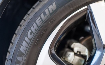 Toyota C-HR I Crossover Facelifting 1.8 Hybrid 122KM 2023 Toyota C-HR 1.8 Hybrid Style 1.8 Hybryda 122KM, zdjęcie 13