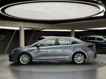 Toyota Corolla XII Sedan 1.5 VVT-i 125KM 2021 Toyota Corolla Comfort TECH Podgrzewane fotele ACC CarPlay Android Au, zdjęcie 1