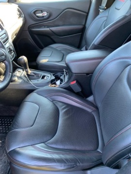 Jeep Cherokee V Terenowy 3.2 V6 272KM 2018 JEEP CHEROKEE TRAILHAWK ELITE 3.2 benzyna, 272KM, 2018r, zdjęcie 13