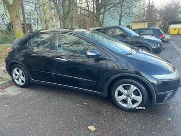 Honda Civic VIII Hatchback 5d 1.4 i 83KM 2007 Honda Civic Honda Civic 1,4 benzyna Klimatyzacja Zamiana 1.3 Benzyna 82KM, zdjęcie 3