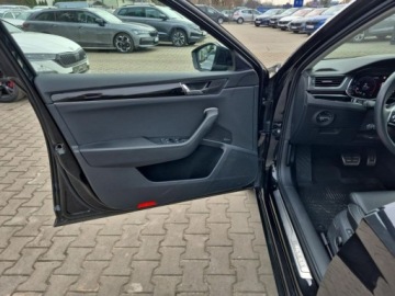 Skoda Superb III Liftback Facelifting 2.0 TSI 190KM 2024 Skoda Superb 2.0 Benzyna 190KM, zdjęcie 20