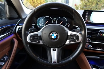 BMW Seria 5 G30-G31 Limuzyna 520d 190KM 2019 BMW Seria 5 Bezwypadek SalonPL xDrive LuxuryLine Tempomat Kamera FV, zdjęcie 11