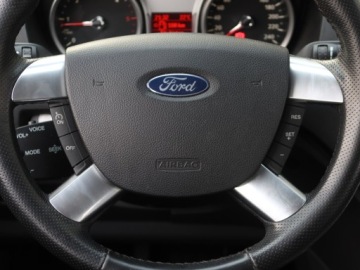 Ford Kuga I 2.0 Duratorq TDCi 140KM 2012 Ford Kuga 2.0 TDCi, 4X4, Klima, Tempomat, zdjęcie 15