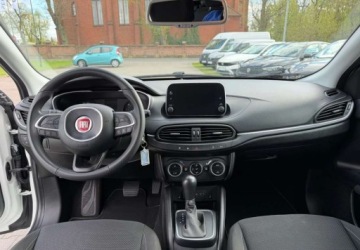 Fiat Tipo II Station Wagon 1.6 MultiJet 120KM 2019 Fiat Tipo Fiat Tipo 1.6 MultiJet DCT Business Line 1.6 Diesel 120KM, zdjęcie 9