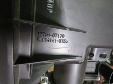 POUZDRO FILTRU VZDUCHU 17705-0T170 TOYOTA C-HR