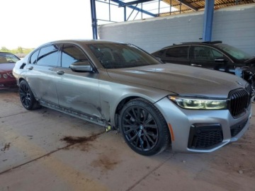 BMW Seria 7 G70 2022 BMW Seria 7 750XI 2022 4.4 Benzyna 523KM, zdjęcie 4