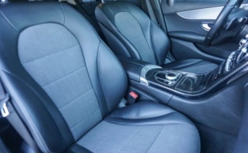 Mercedes Klasa C W205 2017 Mercedes-Benz Klasa C Mercedes-Benz C180d 1.6 Diesel 116KM, zdjęcie 38