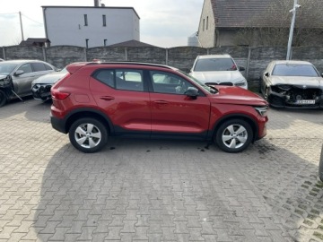 Volvo XC40 Crossover Facelifting 2.0 B4 197KM 2024 Volvo XC 40 B4 Skóra Kamera Pamięć Podgrzewanie, zdjęcie 1