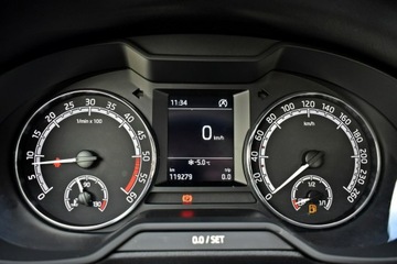 Skoda Octavia III Kombi Facelifting 2.0 TDI 150KM 2020 Škoda Octavia Skoda Octavia Bezwypadkowy / Salon, zdjęcie 15