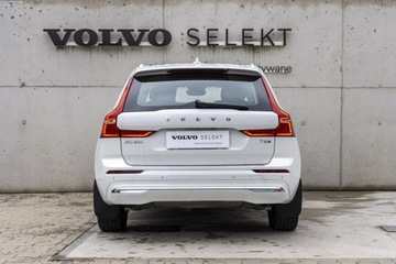 Volvo XC60 II Crossover Plug-In Facelifting 2.0 T6 350KM 2024 Volvo XC 60 YV1UZH4V0S1132937, zdjęcie 4