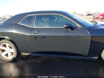 Dodge Challenger III 2012 Dodge Challenger 2012 Dodge Challenger SXT 3.6 Benzyna 305KM, zdjęcie 2