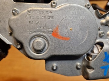 BMW X3 E83 Мотор заднего дворника 6917907