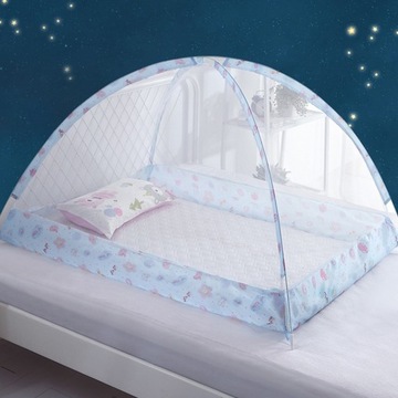 СКЛАДНАЯ ДОРОЖНАЯ кроватка, ВОСПРОИЗВЕДЕНИЕ С МОСКИТНОЙ СЕТКОЙ