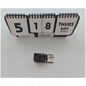 РУЧКА-ГЛОБУС AUDI A4 B6 8E B7 8F 00-08 ЧЕРНАЯ